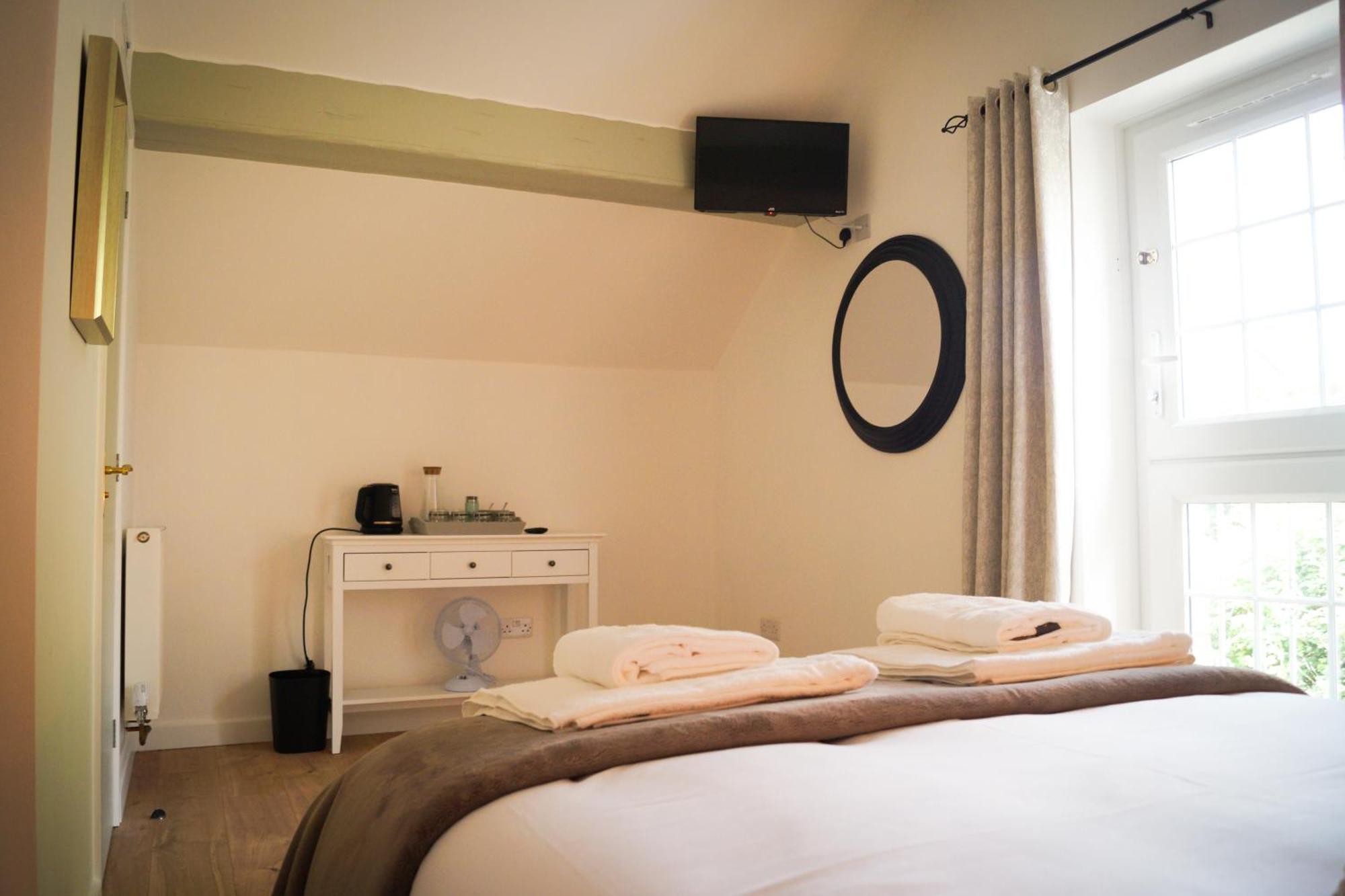 Lemon Tree Rooms - Newly Refurbished Coastal Stay Swyre Exterior foto