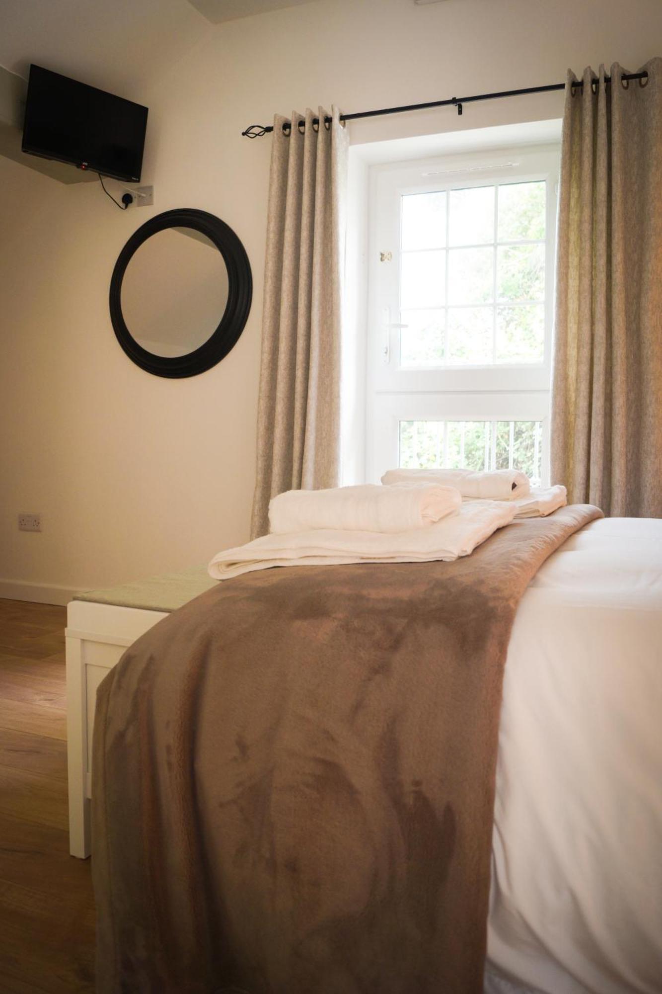 Lemon Tree Rooms - Newly Refurbished Coastal Stay Swyre Exterior foto