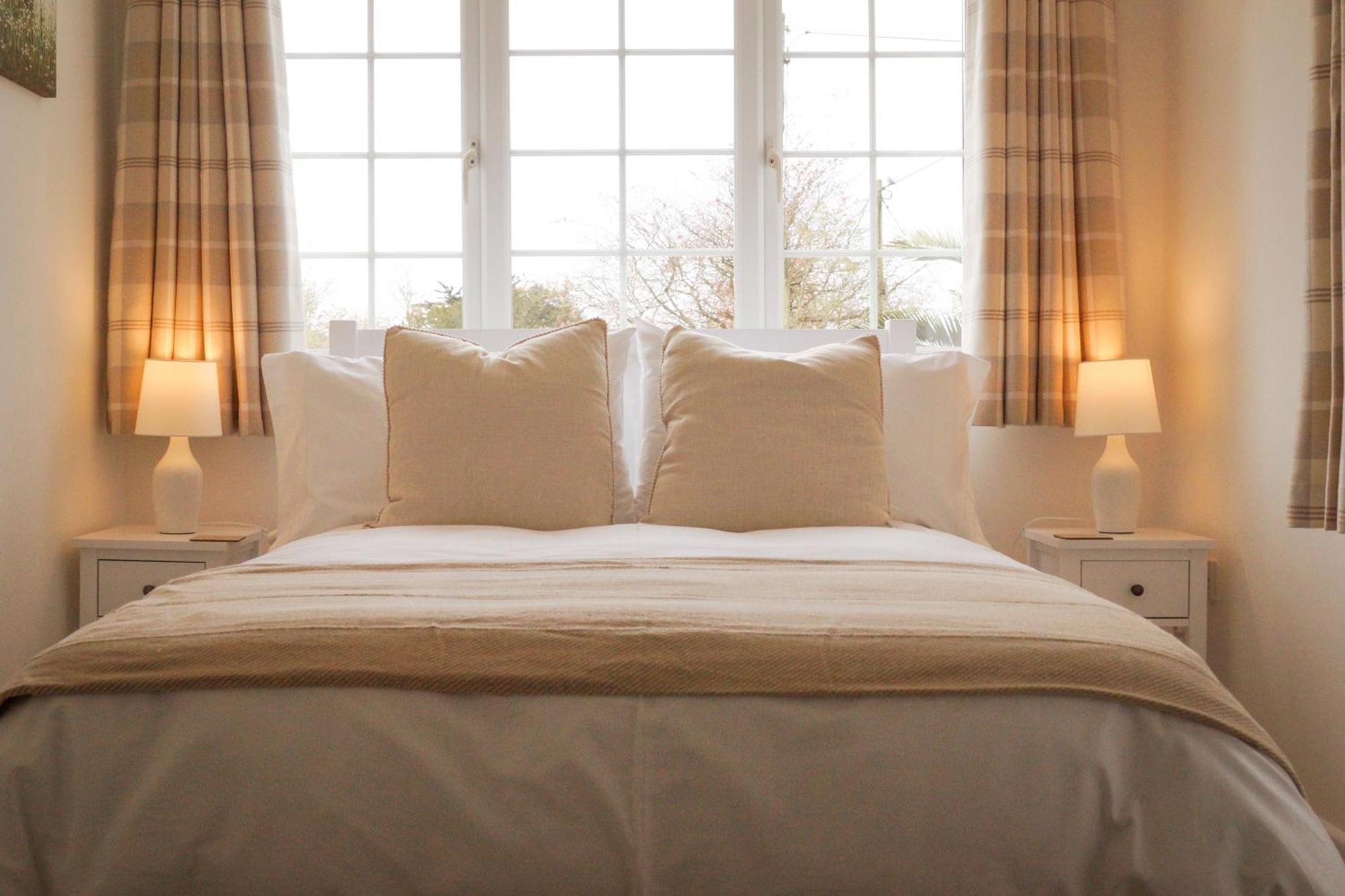 Lemon Tree Rooms - Newly Refurbished Coastal Stay Swyre Exterior foto